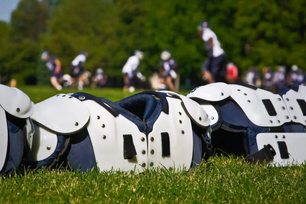 tips for choosing football shoulder pads